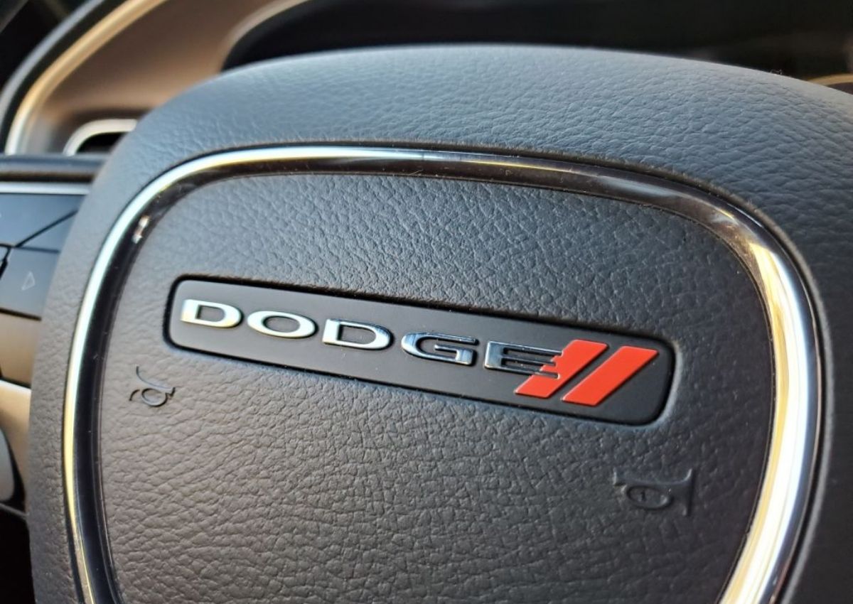 logo dodge actual