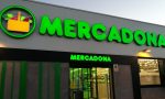 Mercadona y la factura de la recarga: ¿cuánto cuesta llenar de energía un vehículo en sus aparcamientos?