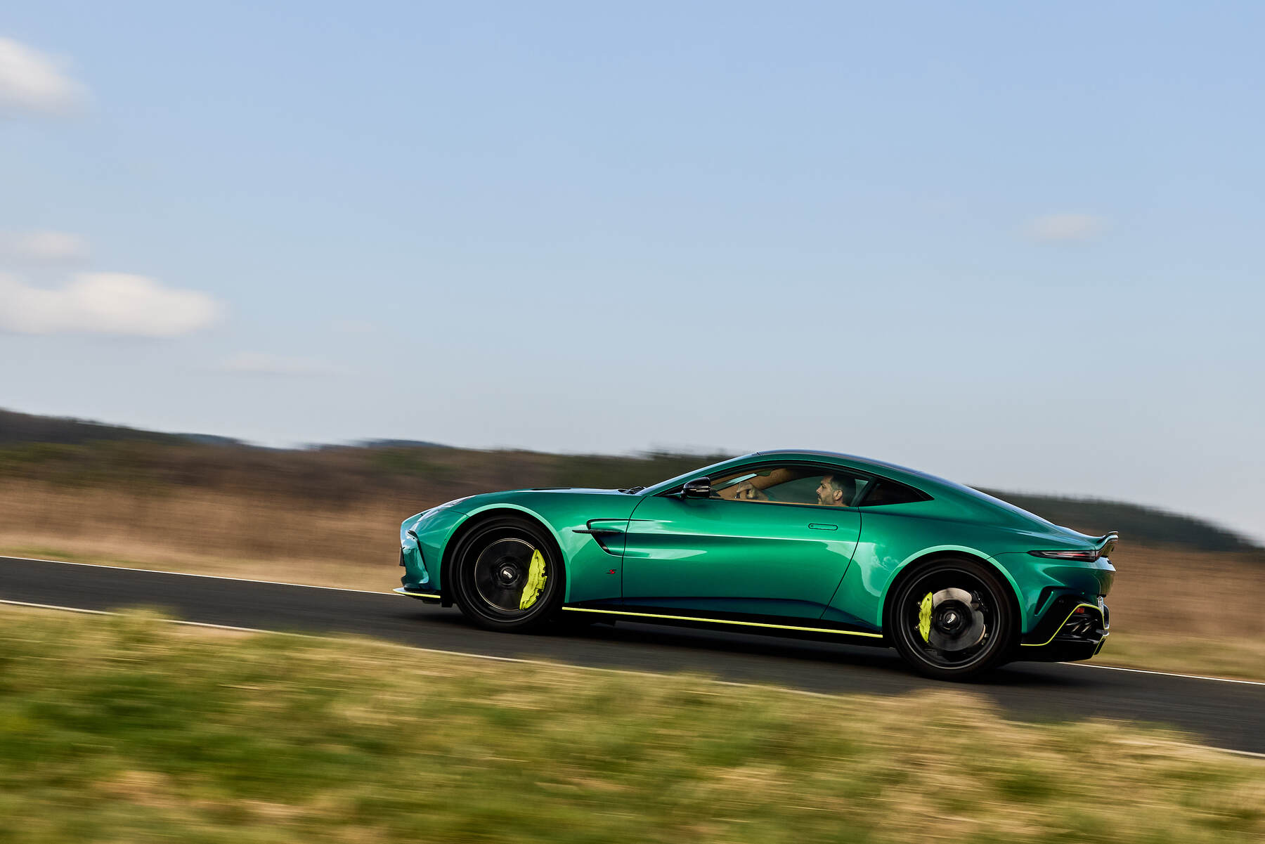 Aston Martin Vantage S