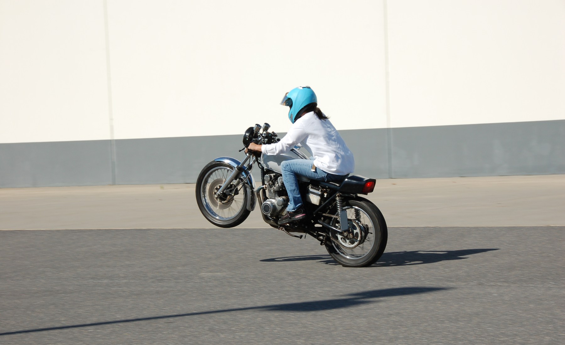 Caballito moto calle