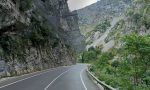 La carretera más estrecha de España: el reto de conducir sin margen de error