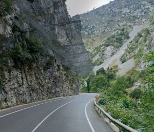 La carretera más estrecha de Francia.