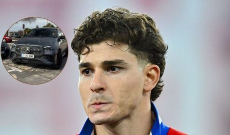 El Mercedes de la estrella del Atlético de Madrid.