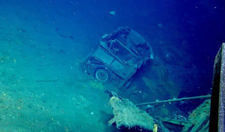 Un Ford encontrado bajo el océano que fue utilizado en la IIGM.