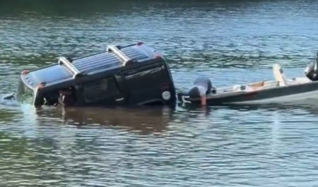 Hummer agua