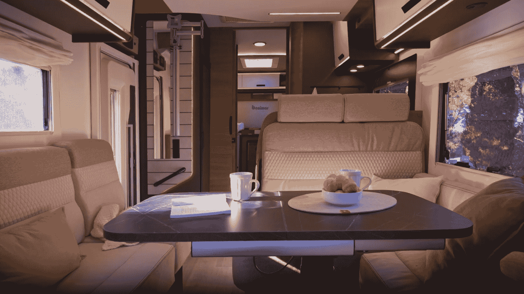 Interior Mileo 263.