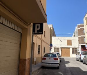 Aparcamiento en cordón