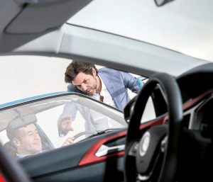 españoles comprar coche