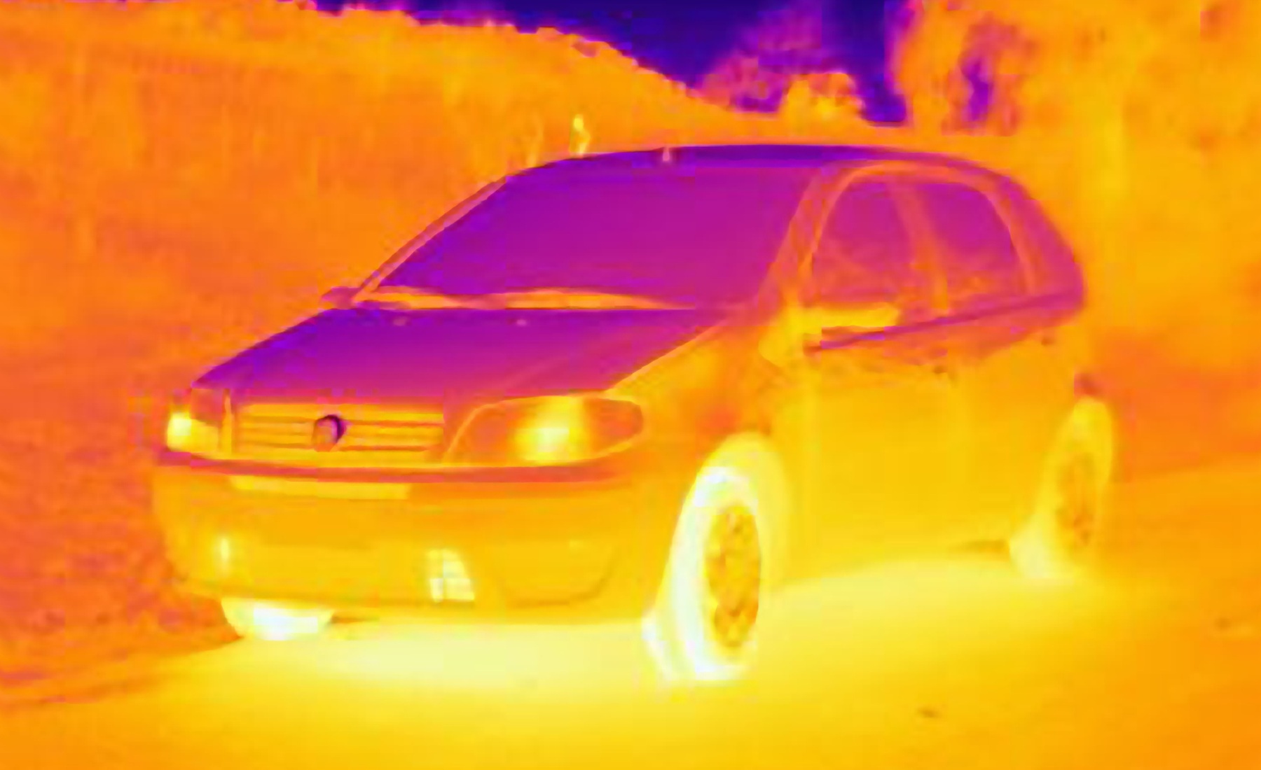 Coche calor cámara infrarrojos
