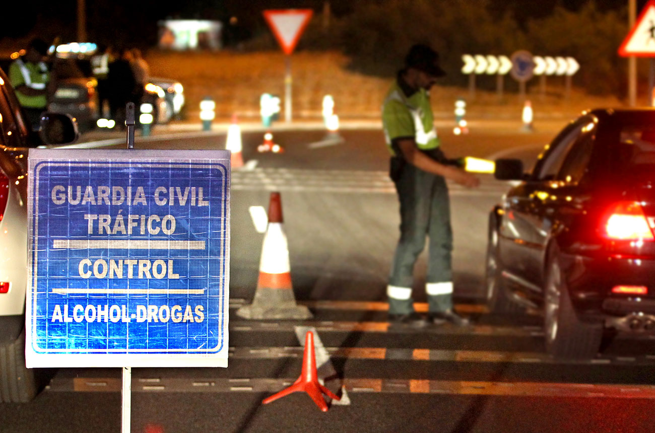 Control Guardia Civil drogas y alcohol