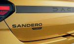 El coche más vendido en España se electrifica y revienta el precio de los híbridos: llega el nuevo Dacia Sandero hybrid 155