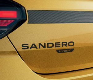 Dacia Sandero hybrid 155