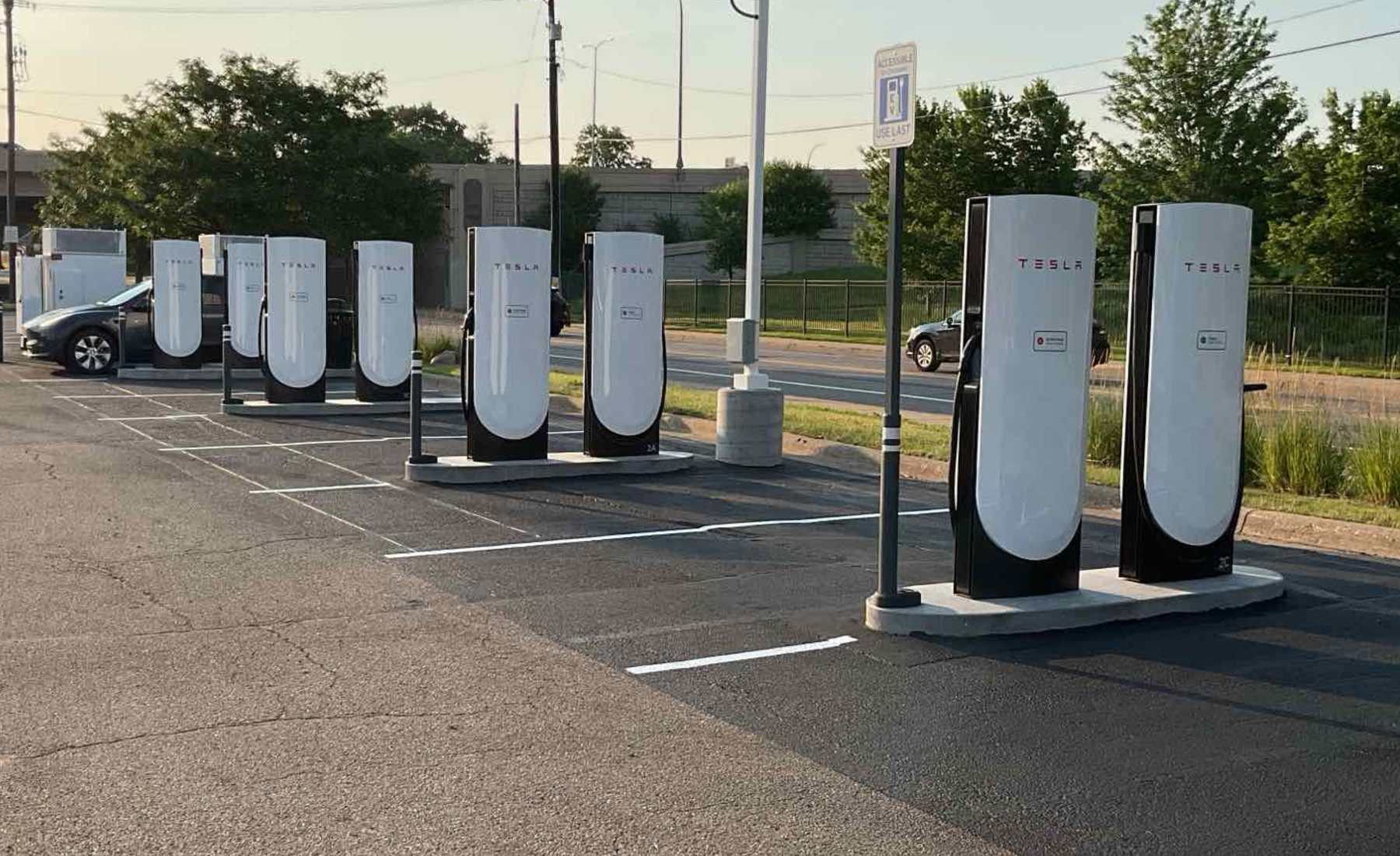 Estación carga Tesla 2