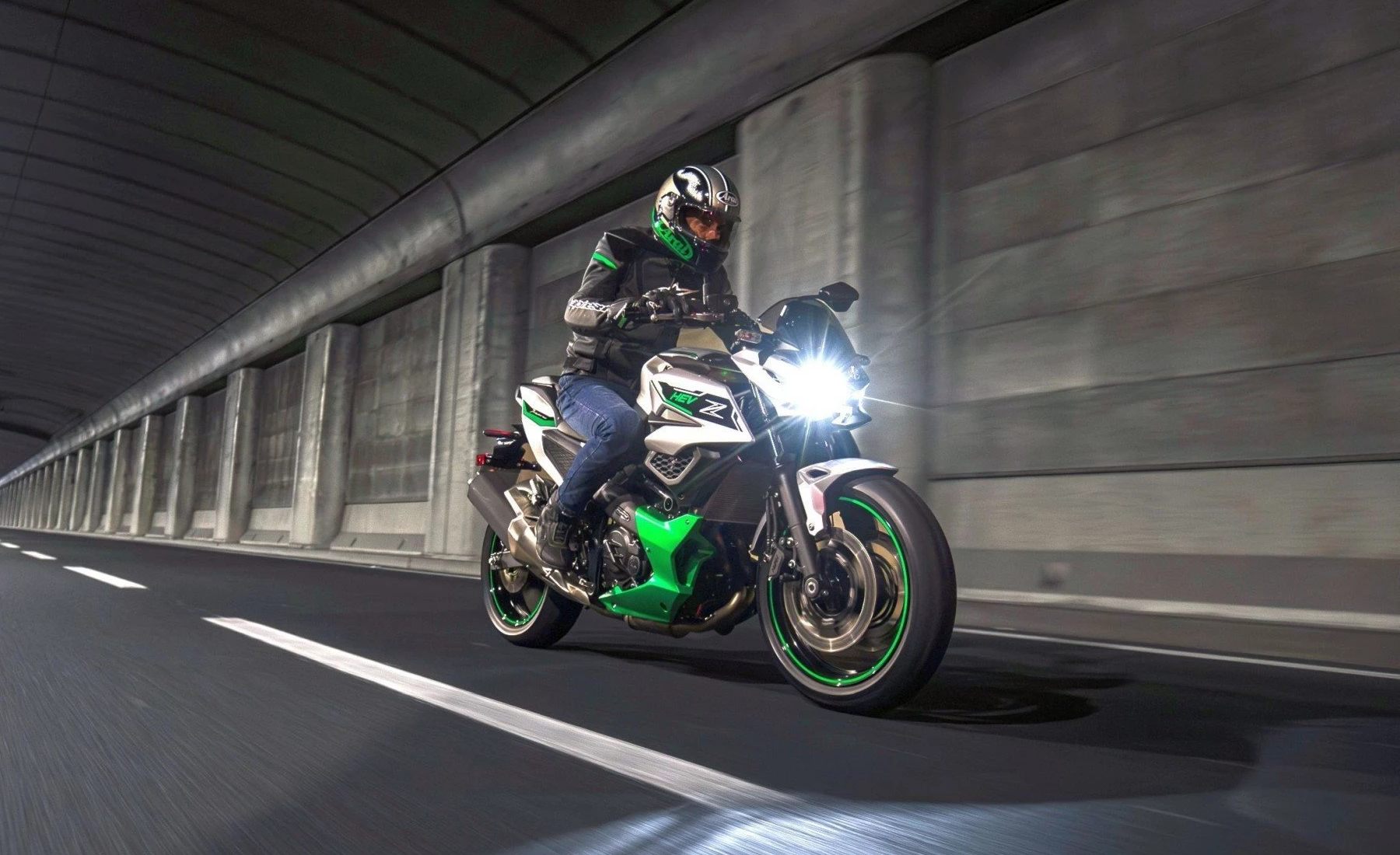 Kawasaki Z7 Hybrid