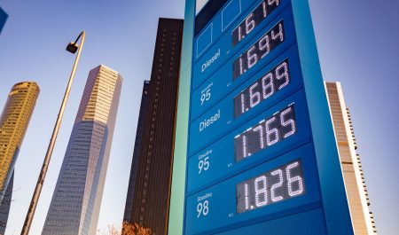 Panel precios gasolinera España