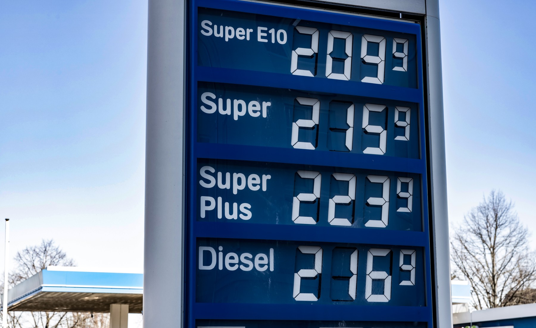Panel precios gasolinera