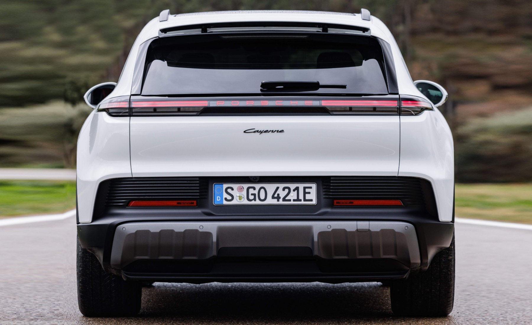 Porsche Cayenne Electric ancho