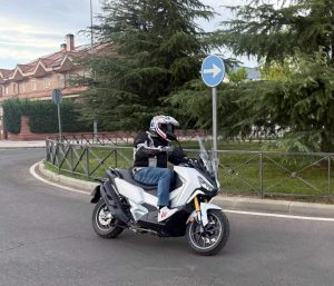 SYM ADXTG 400
