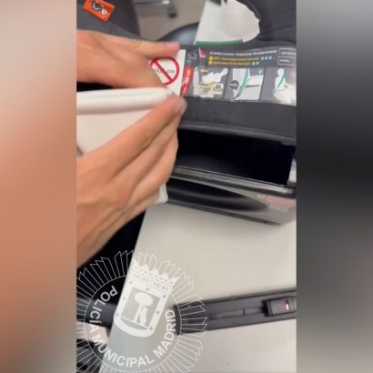 Ocultaba 30 bolsas de cocaína en este elemento para niños de su coche: la Policía Municipal de Madrid acabó descubriéndola