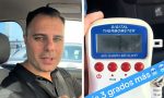 Si apenas te subes al coche enciendes el aire acondicionado al máximo, no lo hagas: un mecánico recomienda esto para enfriarlo mejor y más rápido