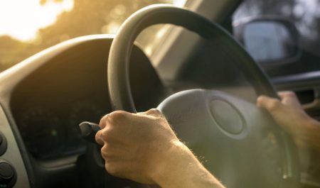 ¿Por qué no lo conocí antes? He encontrado este novedoso accesorio para no quemarte la manos al coger el volante del coche y cuesta solo un par de euros