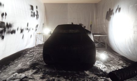 color coche negro Vantablack