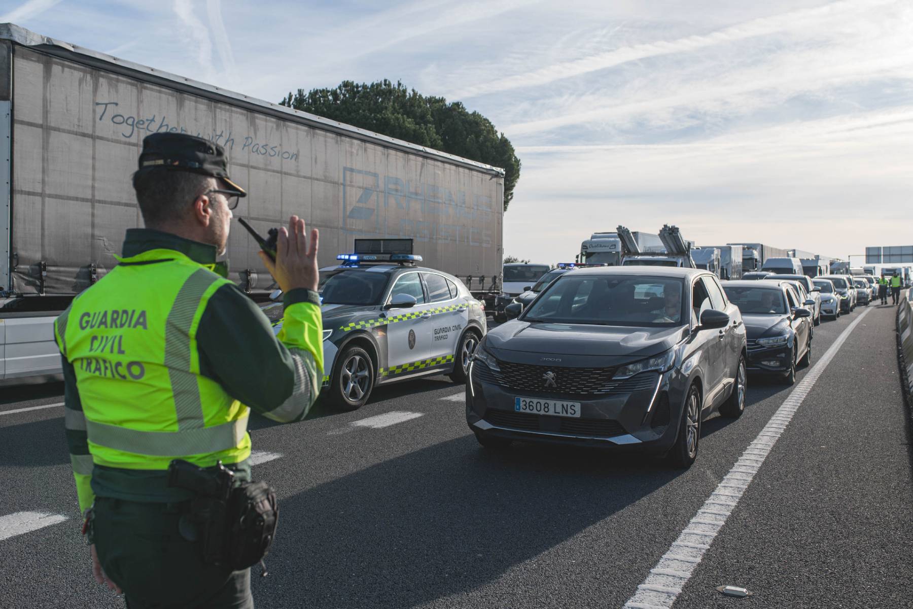 Una temeridad recurrente: la DGT sanciona a más de 4.000 conductores en una semana de vigilancia