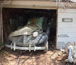 Reaparece un Buick tras 65 años abandonado: detrás está el hombre que transformó el avión de Elvis Presley en una autocaravana de lujo