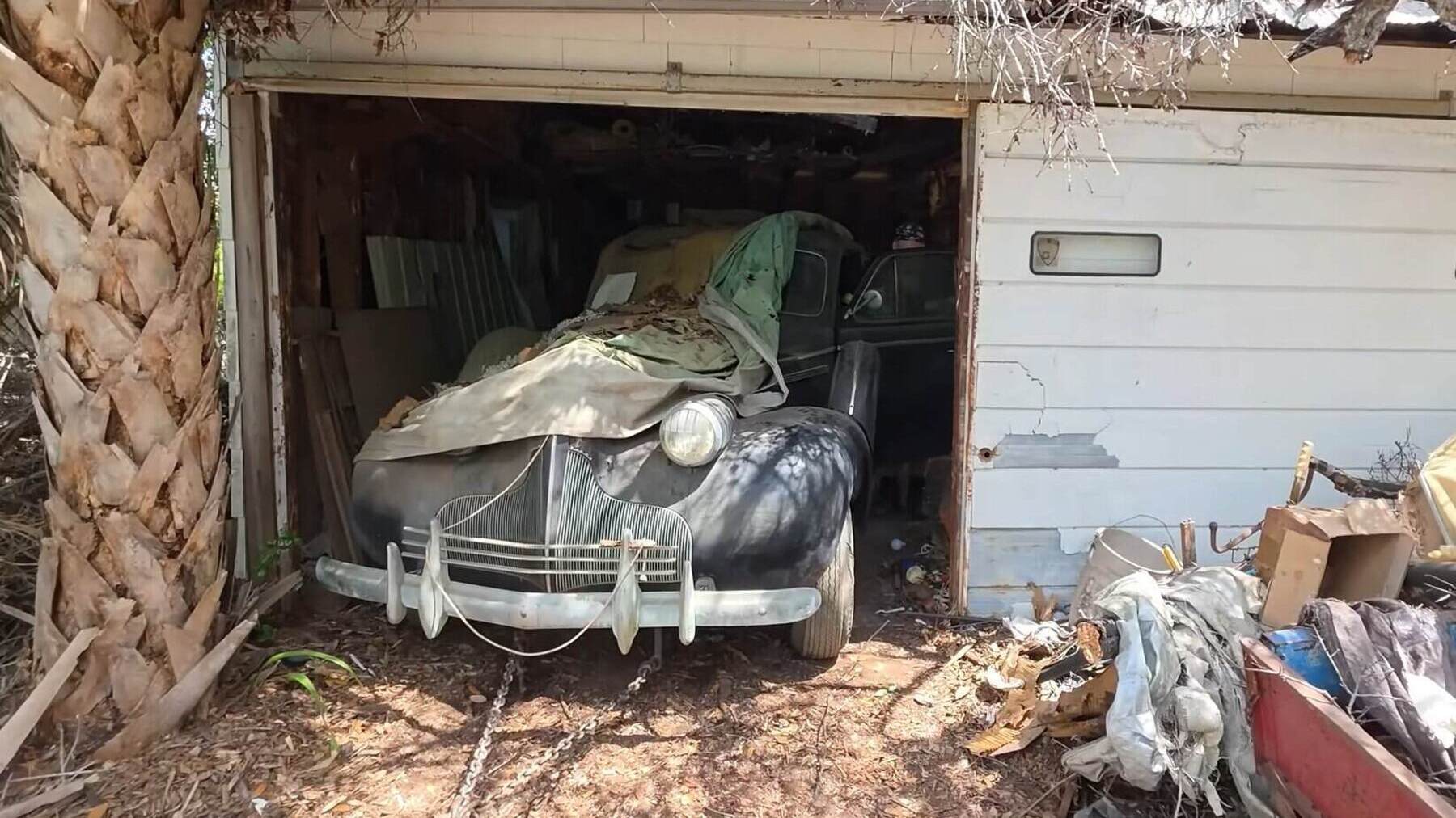 Reaparece un Buick tras 65 años abandonado: detrás está el hombre que transformó el avión de Elvis Presley en una autocaravana de lujo