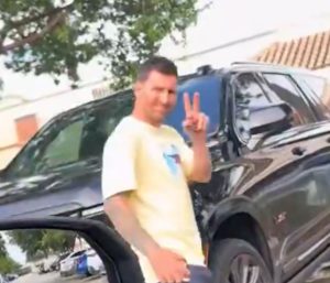 Cadillac Escalade Messi