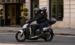 Menos de 2.500 euros, más segura y tecnológica: así es la moto para el carnet de coche con la que Kymco quiere dominar la ciudad
