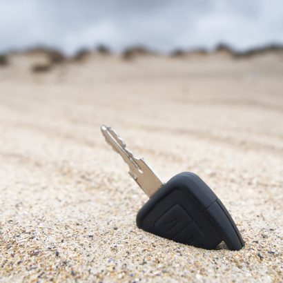 La Guardia Civil advierte a quienes van a la playa: nunca hagas esto con las llaves del coche, puede arruinarte las vacaciones