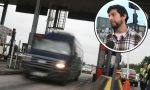 A punto de dar a luz, esta mujer y su pareja fueron en coche al hospital pero no tenían señal ni efectivo para pagar el peaje: lo que pasó luego ha dado la vuelta al mundo