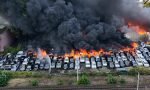 El incendio que convirtió un aparcamiento de coches en un infierno a las puertas de París