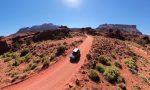 Un Mini Countryman se enfrenta al desafío de las Montañas Rocosas