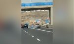Cruza varios carriles, toma una salida en el último segundo y acaba contra una parada de autobús en Tenerife: el motivo sale a la luz