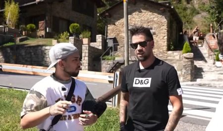 Auron youtube coche