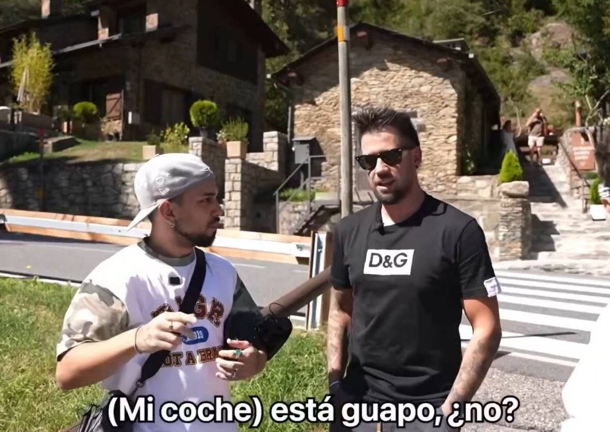 Auron youtube coche