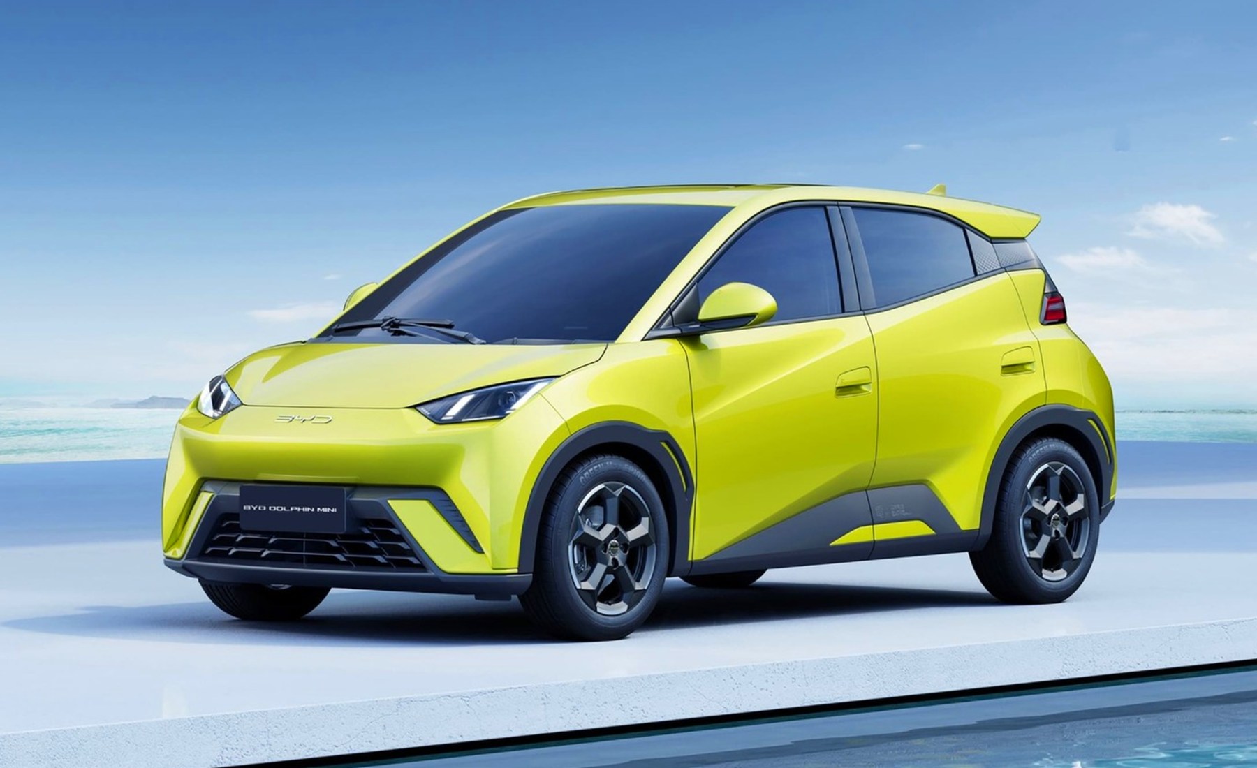 BYD Dolphin Surf