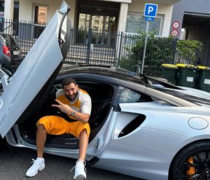 El último capricho de Karim Benzema: así es el superdeportivo de 700 CV que acaba de añadir a su exclusivo garaje
