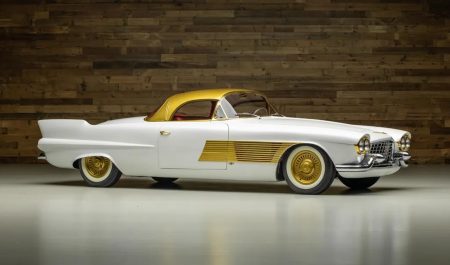 Cadillac Elegante