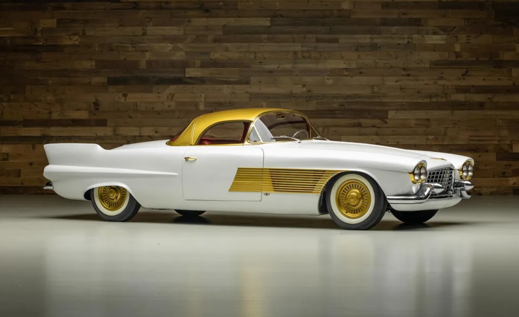 Cadillac Elegante