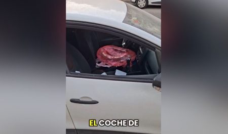 Coche ventanillas rotas