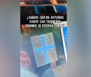 Cruz de la victoria Asturias coche