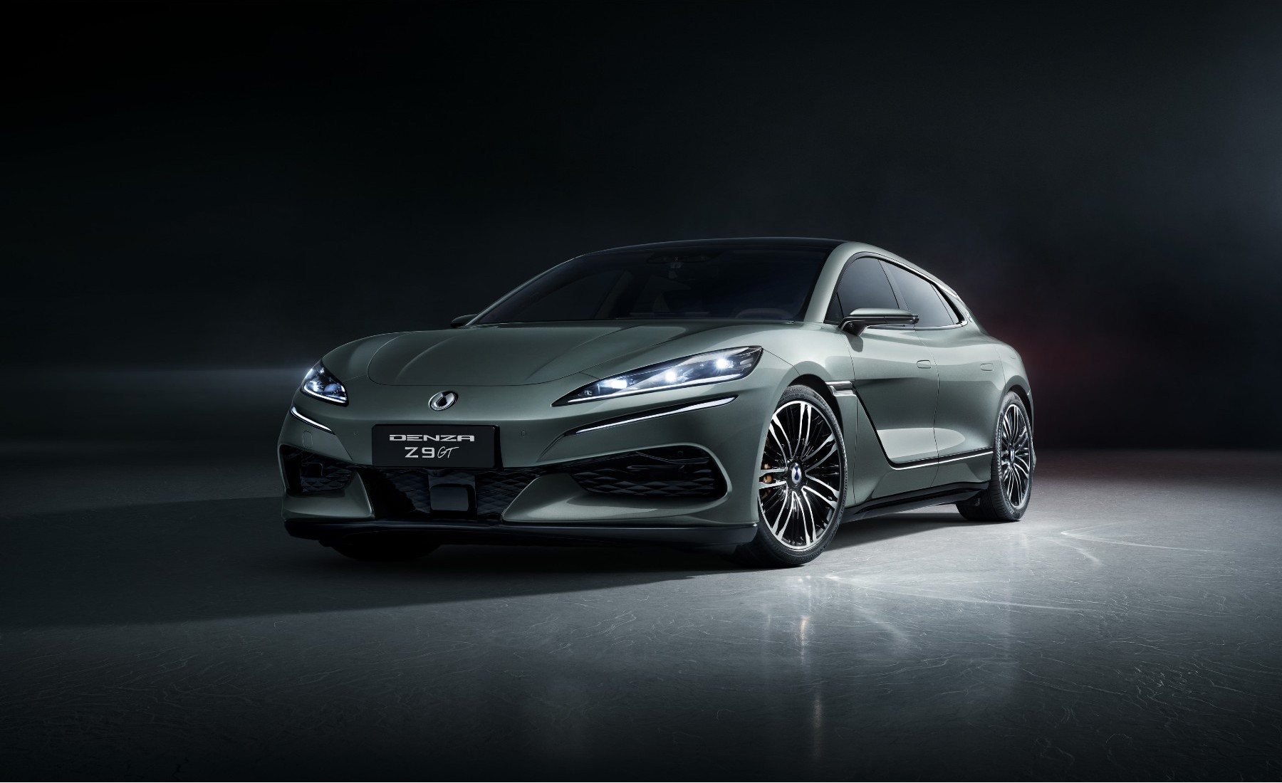Denza 9 GT
