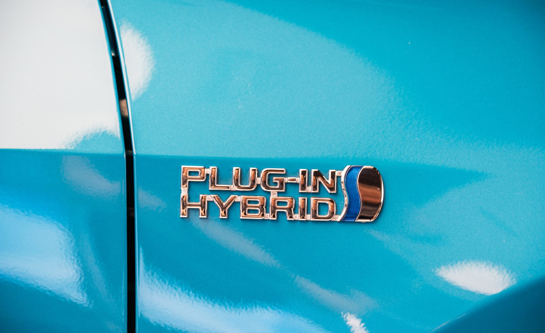 Emblema Plugin Hybrid