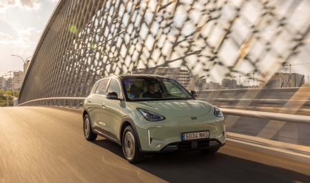 Geely E2