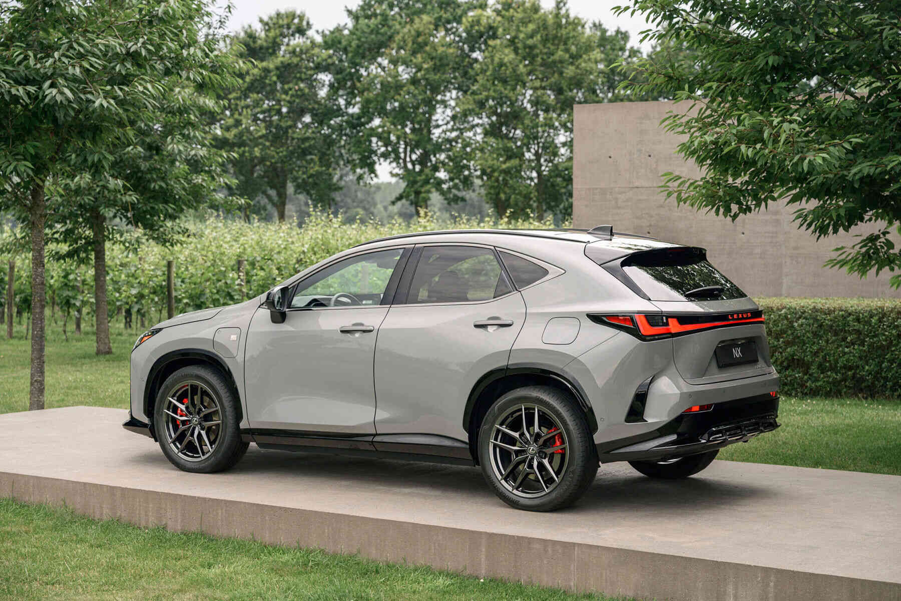 Lexus NX 2027