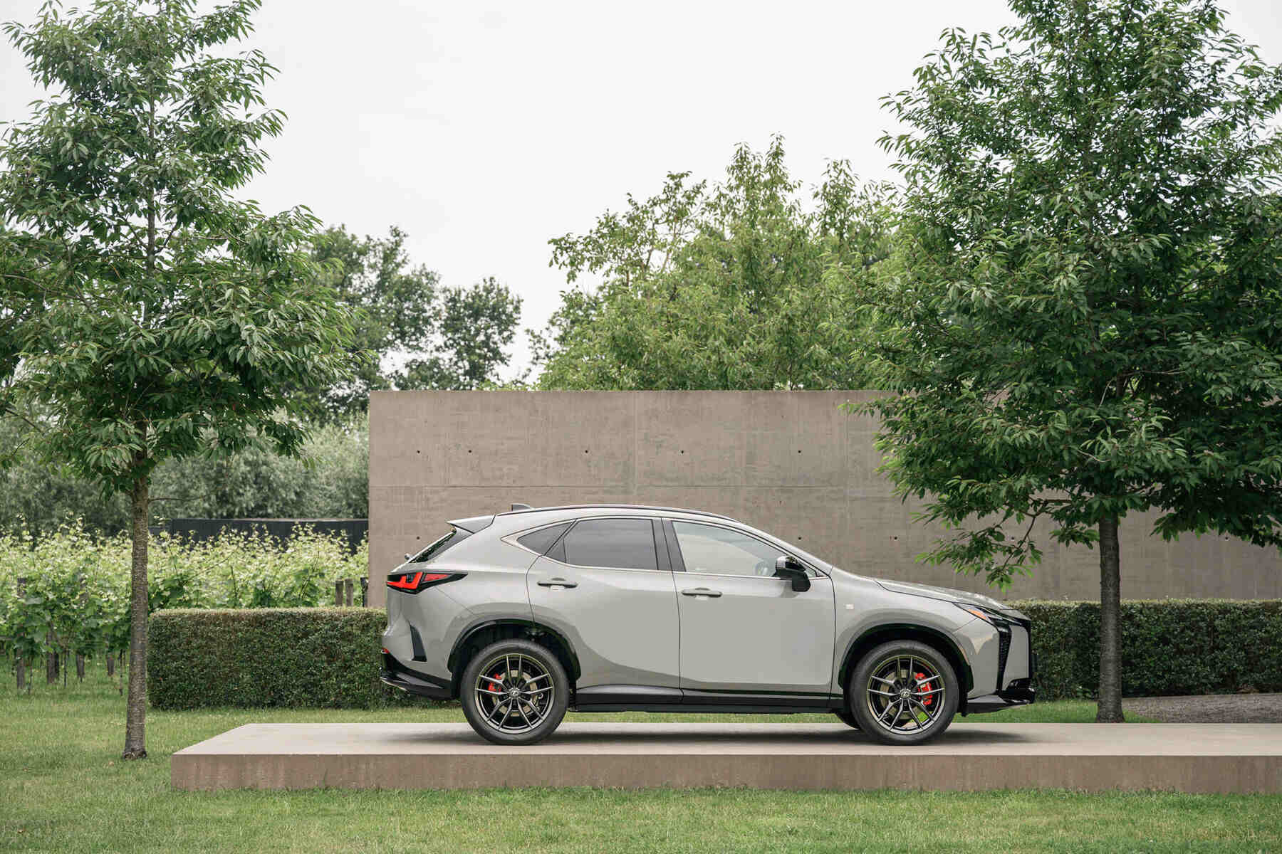 Lexus NX 2027