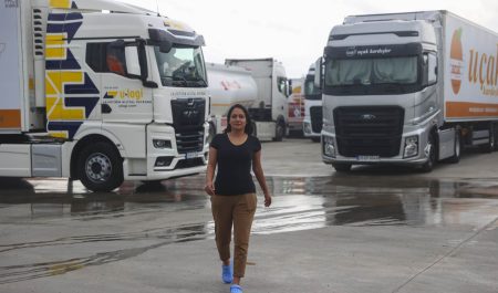 Mujer camionera